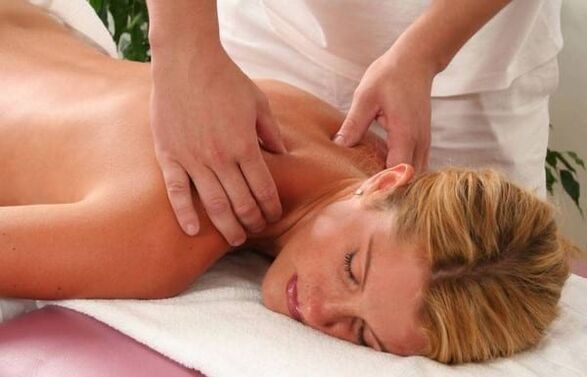 Massage of the cervical spine with osteochondrosis